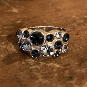 Multi-stone costume ring